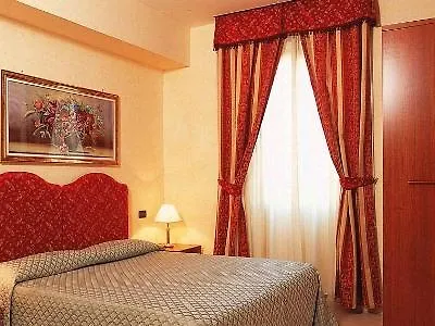 Hotel Stromboli Rome