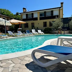 https://country-house-la-montagnola.hotelinveneto.com