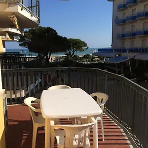 residence-il-panfilo.hotelslidodijesolo.com/
