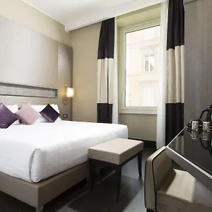 Life Hotel