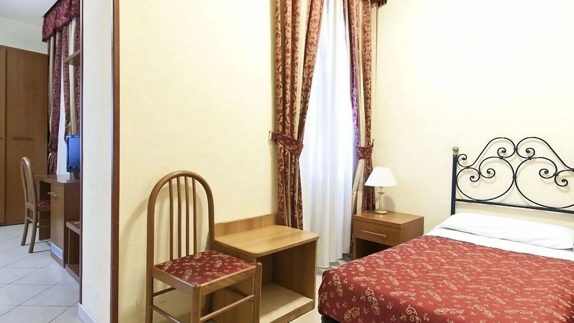 Hotel Stromboli