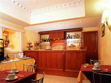 Hotel Stromboli 3*, Rome